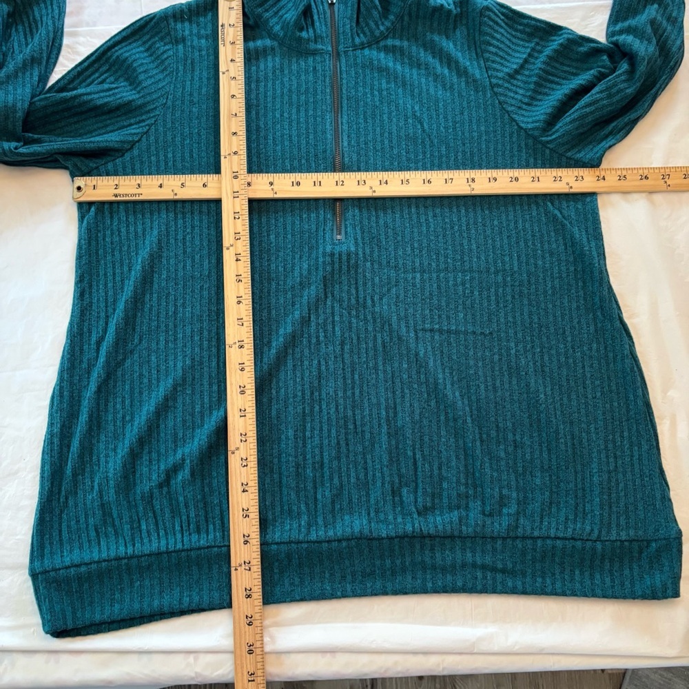 NWT Torrid Sweater Green Zip Up Ribbed Knit Classic SZ 3X - Picture 3 of 7
